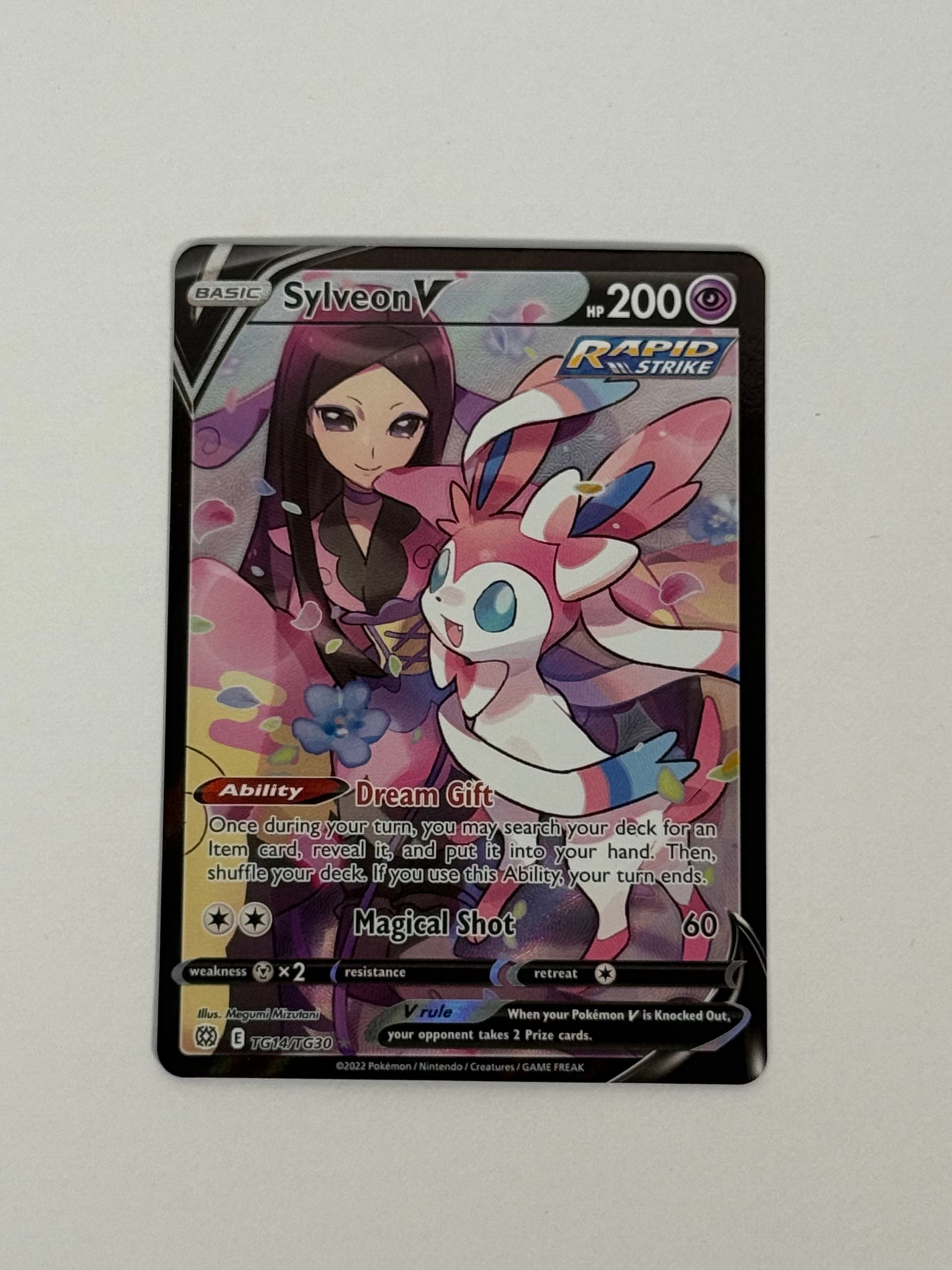 2022 Brilliant Stars Sylveon V TG14/TG30
