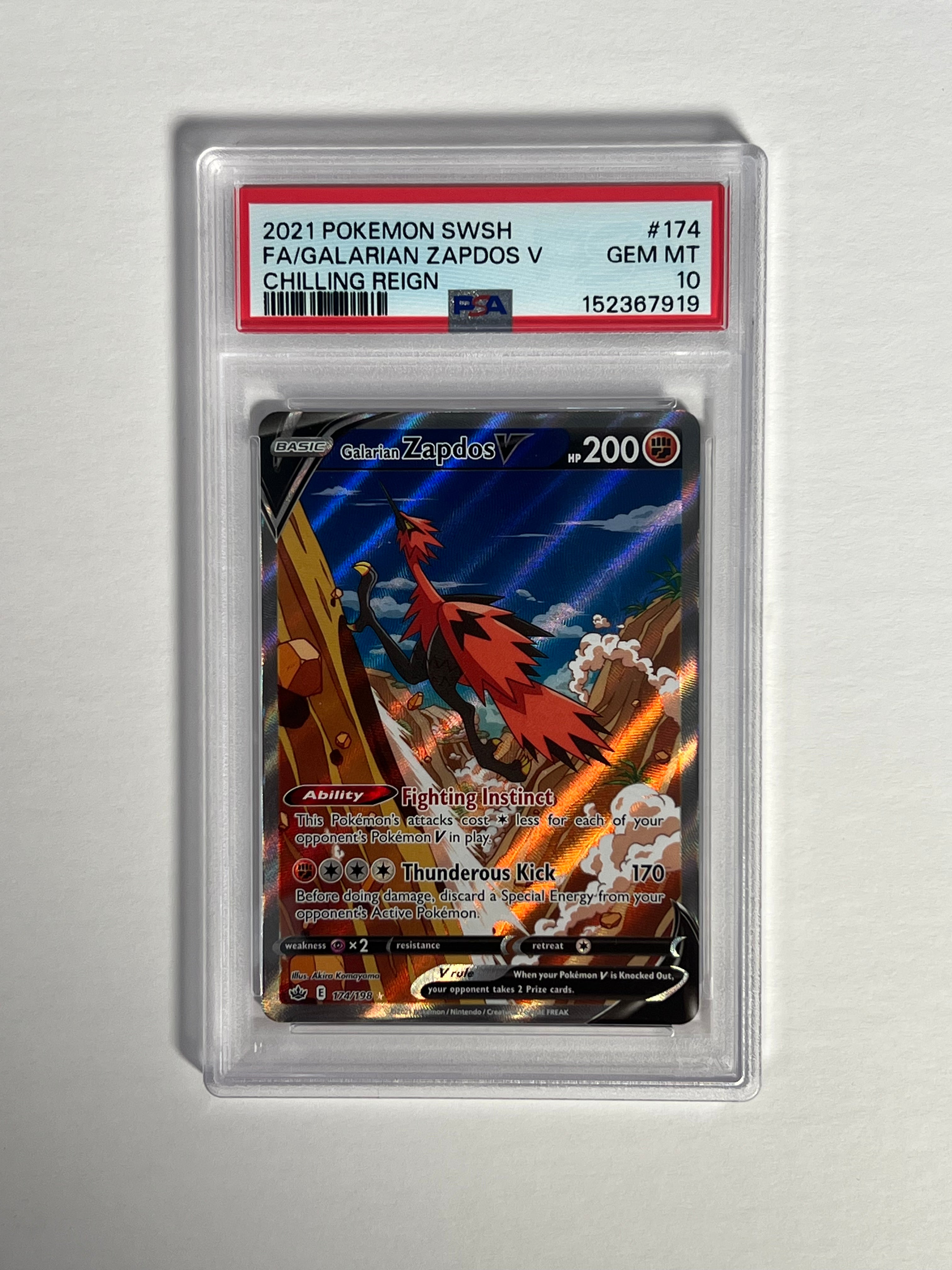 PSA 10 2021 Chilling Reign Galarian Zapdos V 174/198